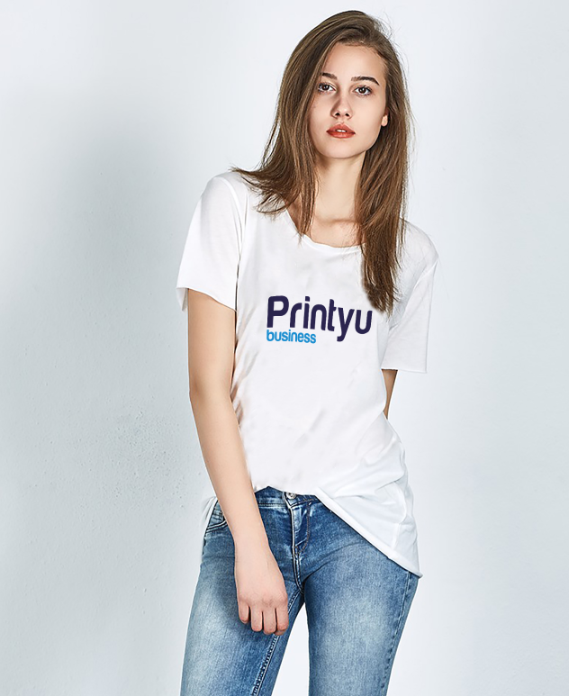 printyu woman with jeans